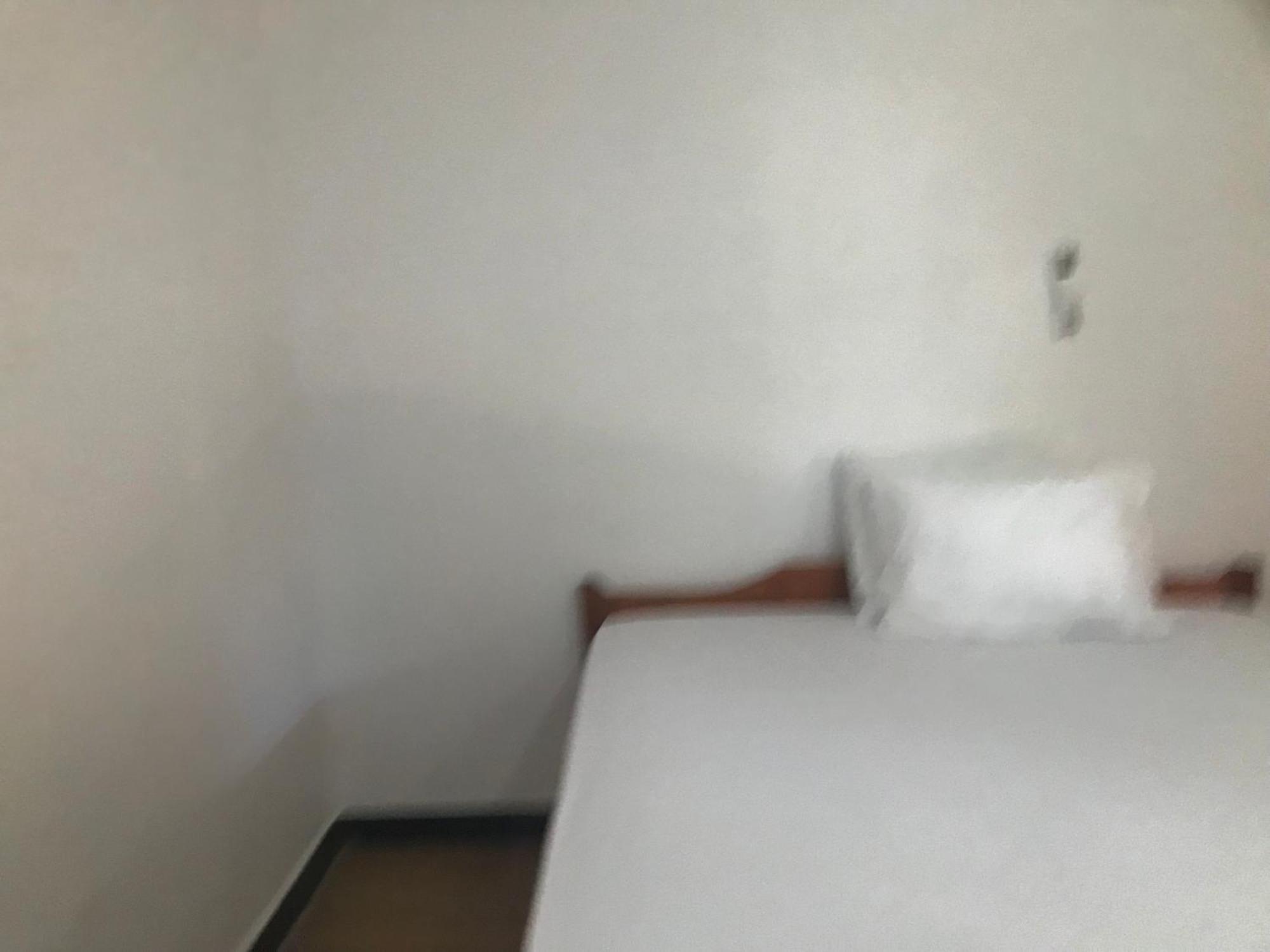 Gili Lampu Homestay Labuhan Pandan Esterno foto